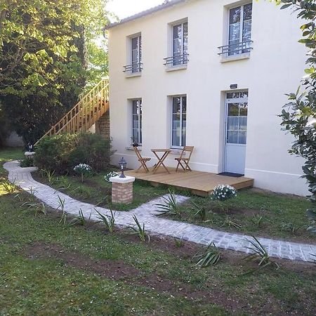 Ferienwohnung La Grelauderie 2 Saintes Exterior foto