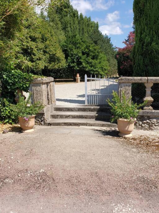 Ferienwohnung La Grelauderie 2 Saintes Exterior foto